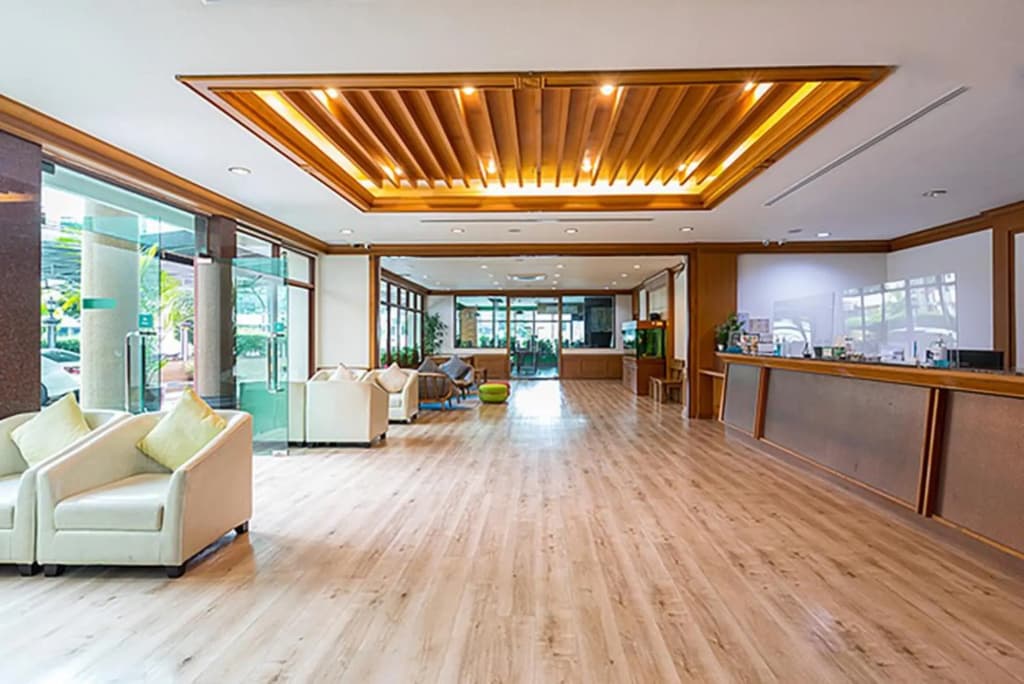 V Residence Chiangmai Hotel - photo 1