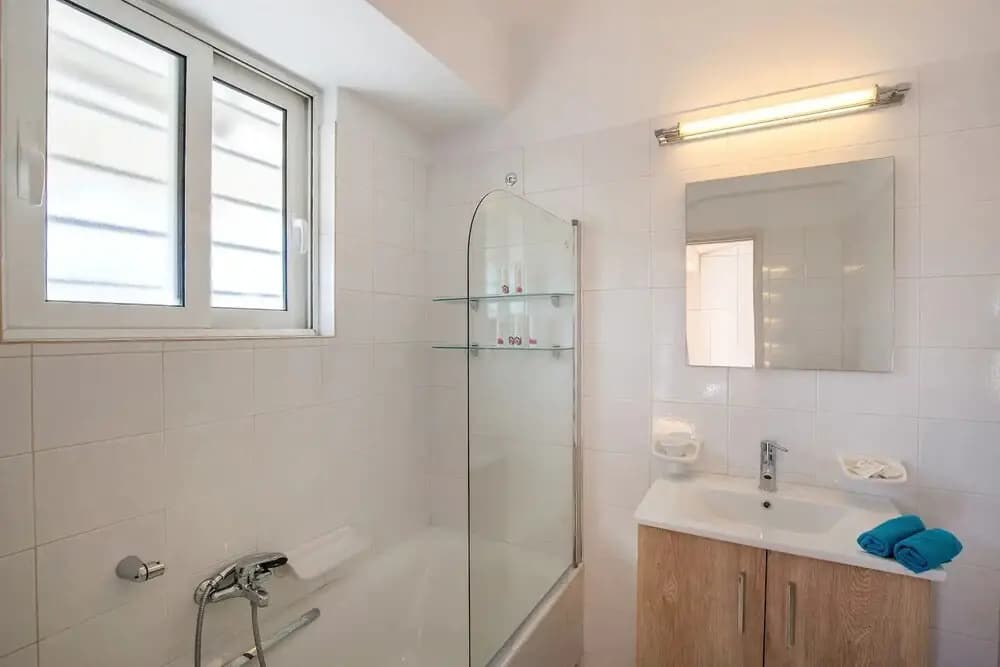 Stylish one-bedroom maisonette in Mets - photo 14