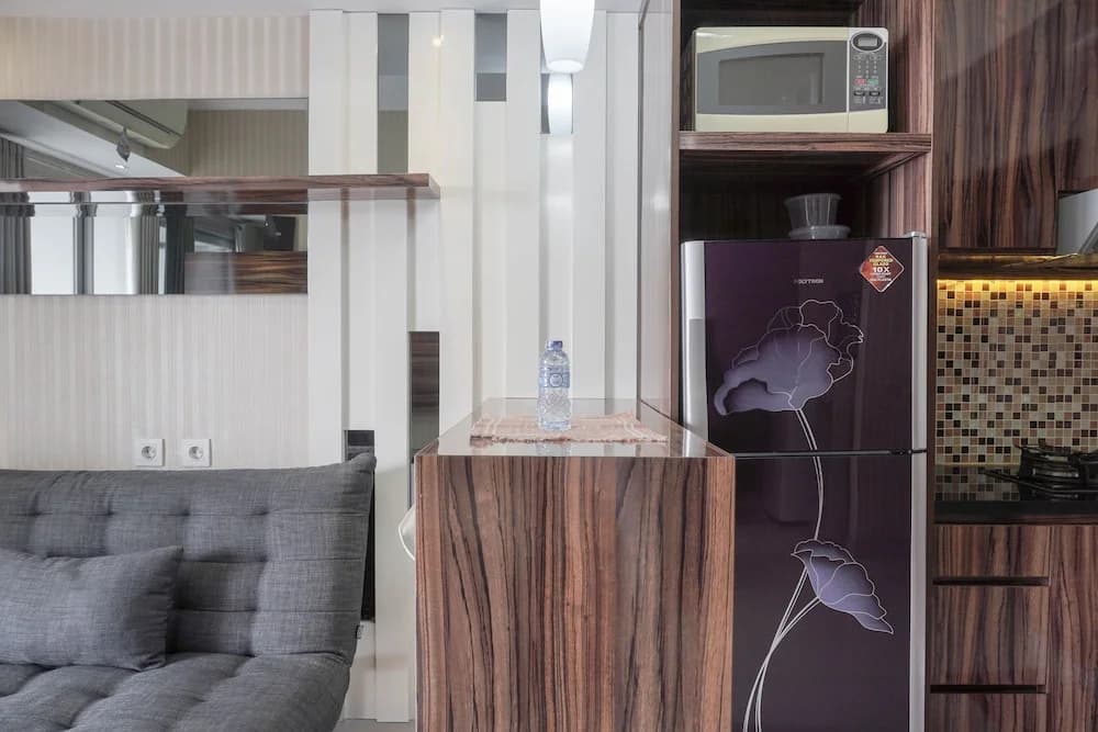 Well Appointed 1Br At The Wave Kuningan Apartment - photo 4