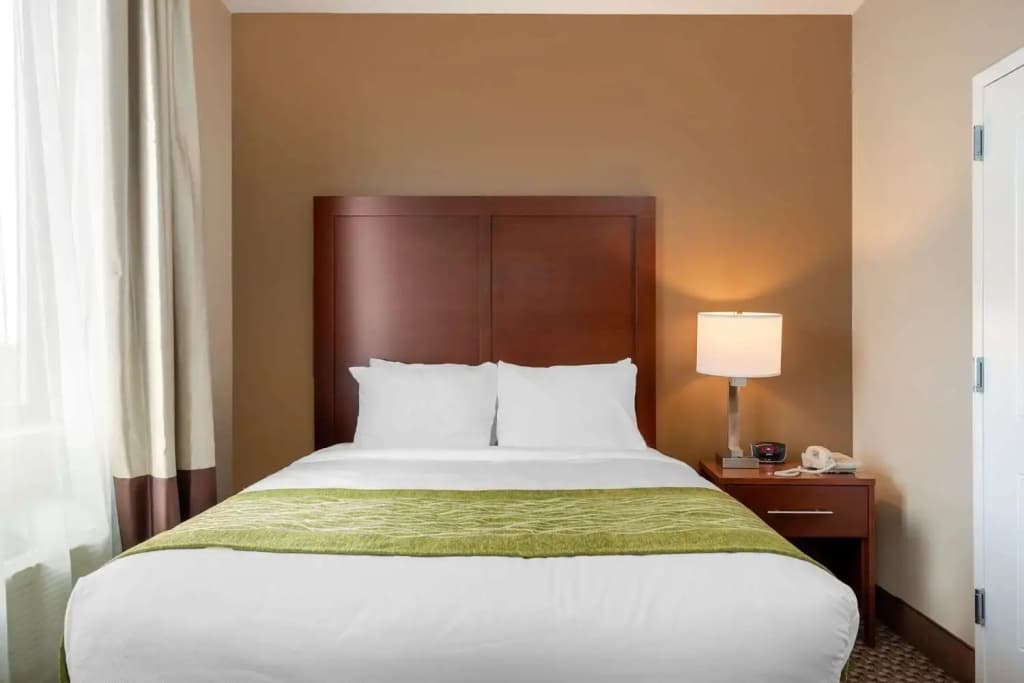 Comfort Inn & Suites near JFK Air Train - photo 3