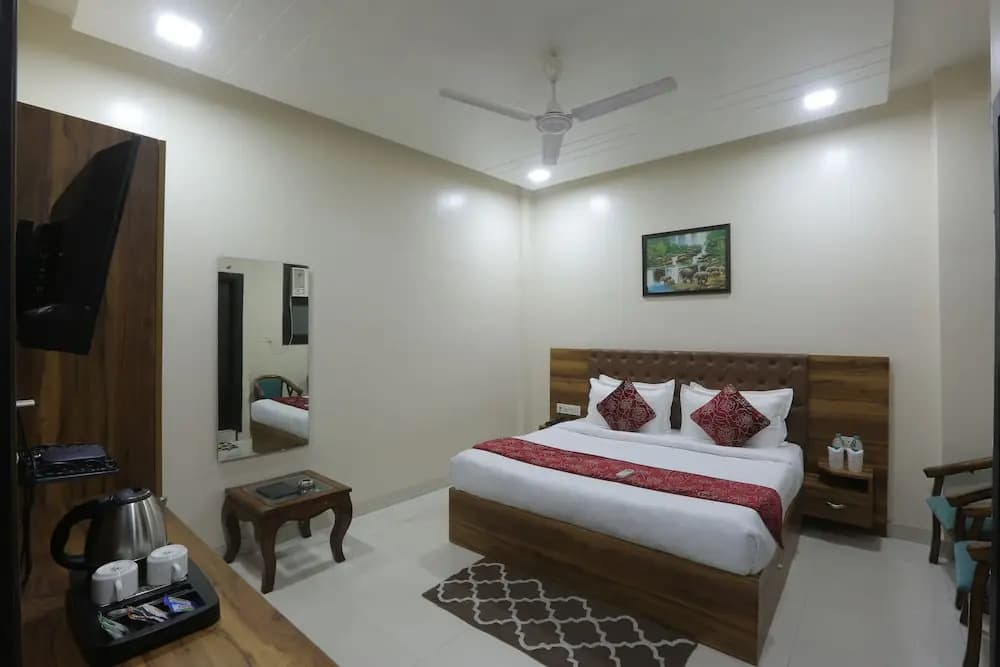 Hotel Triton Grand - photo 1