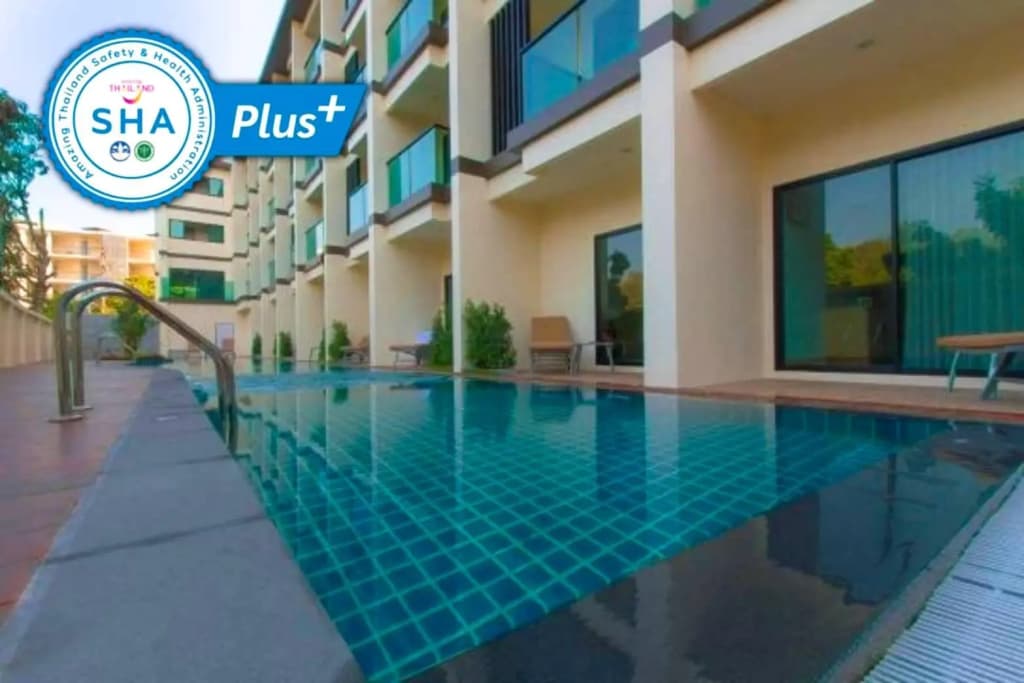 Airport Beach Hotel Phuket - photo 10