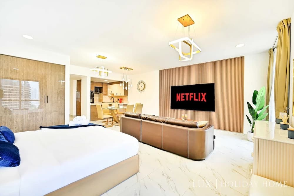 LUX  The Murjan Sea View Suite - photo 5