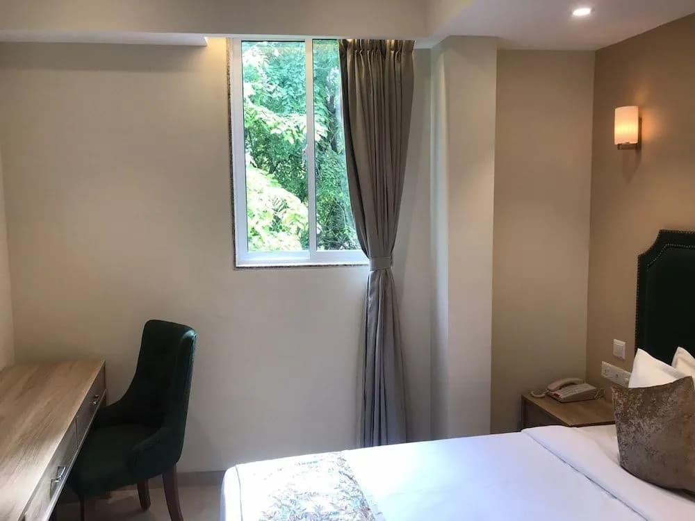 Hotel Flora - photo 31