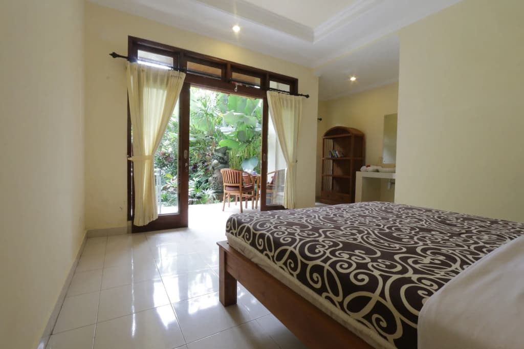 Frangipani Bungalow - photo 3