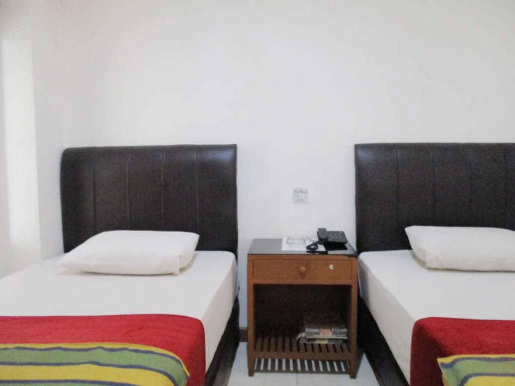 Hotel Maxim Kwitang Jakarta - photo 7