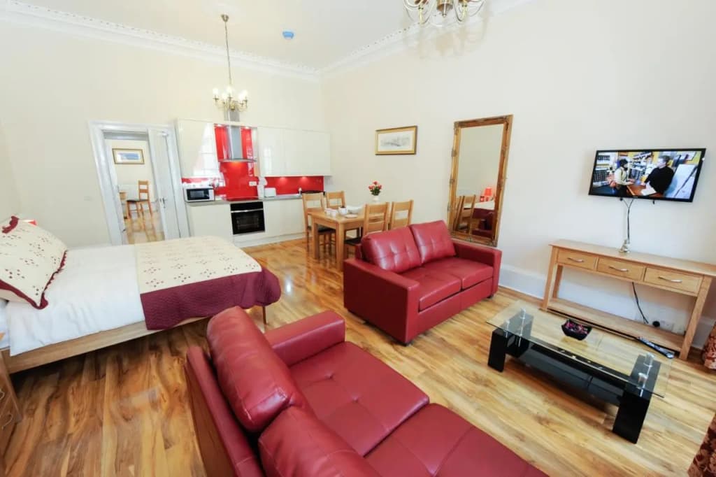 Hub By Premier Inn Edinburgh Haymarket - photo 33