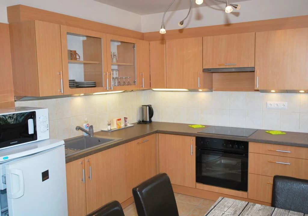 Arpad Bridge Apartments - photo 12