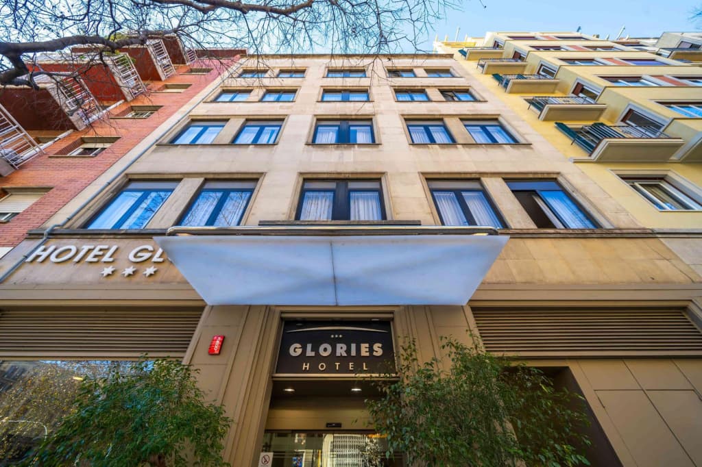 Hotel Glories - photo 1