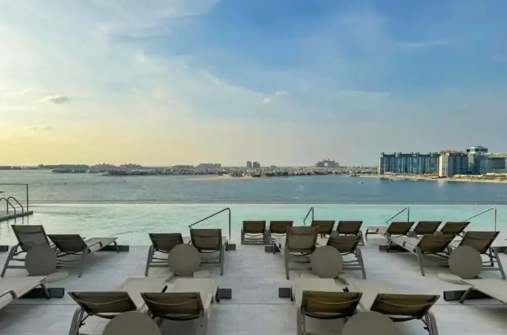 KeyRock - Grand Bleu Apt with Palm View - photo 19