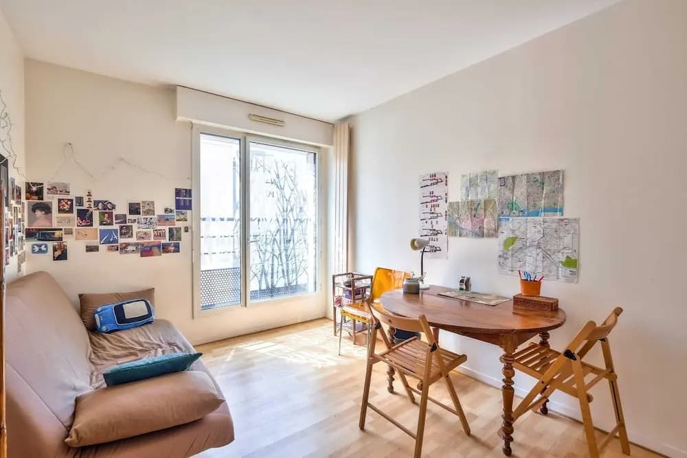 Nice 2 Room Apartment in Paris - photo 6