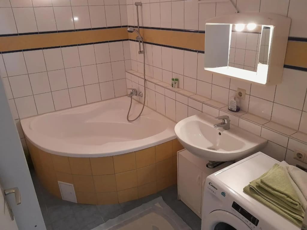 Serviced Apartment with Sunny Balcony - photo 11