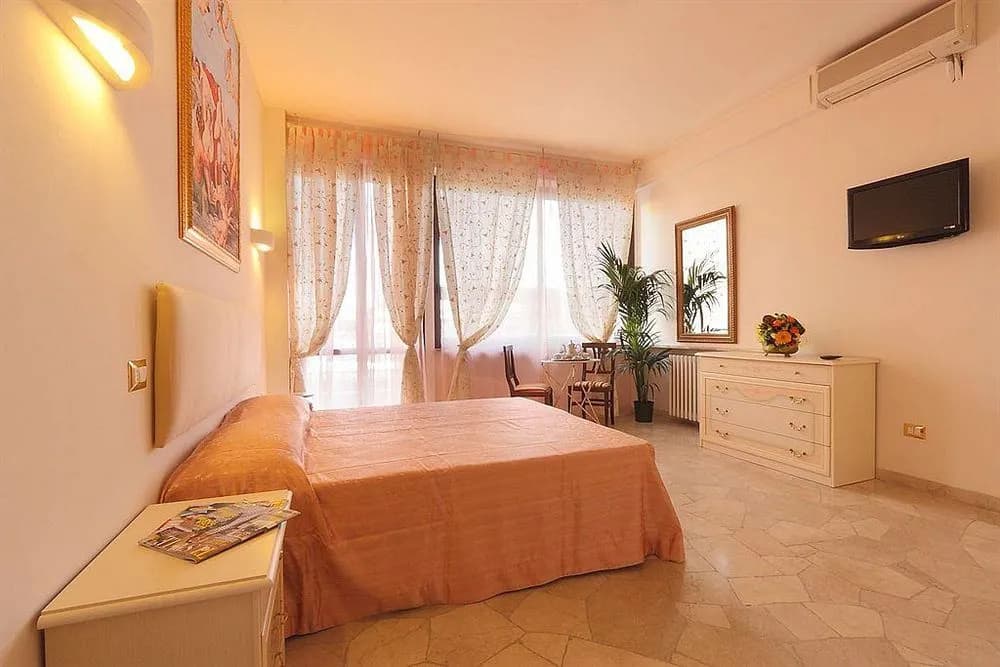 Monna Bianca Bed & Breakfast - photo 11