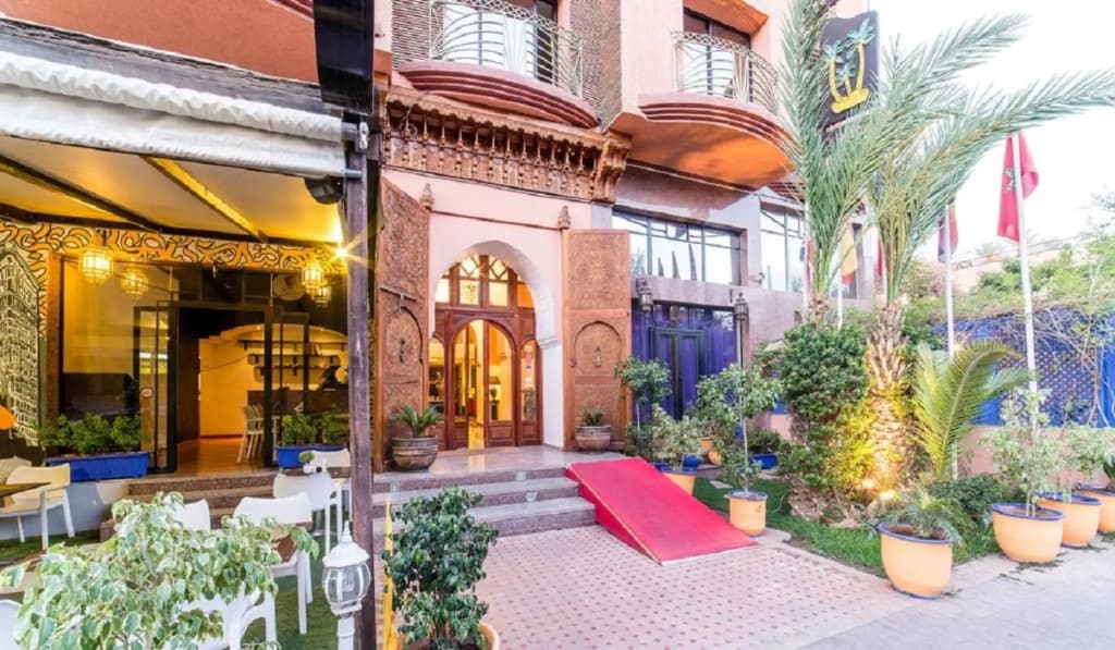 Hôtel Les Trois Palmiers - photo 1