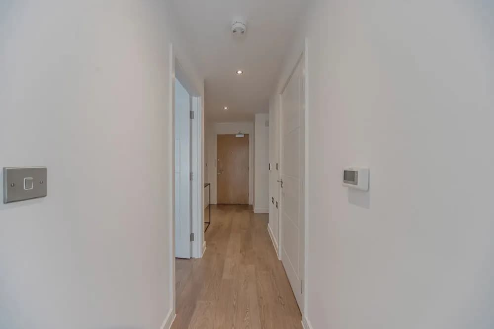 Barking Bright Apartment With 2 Bedrooms - photo 8