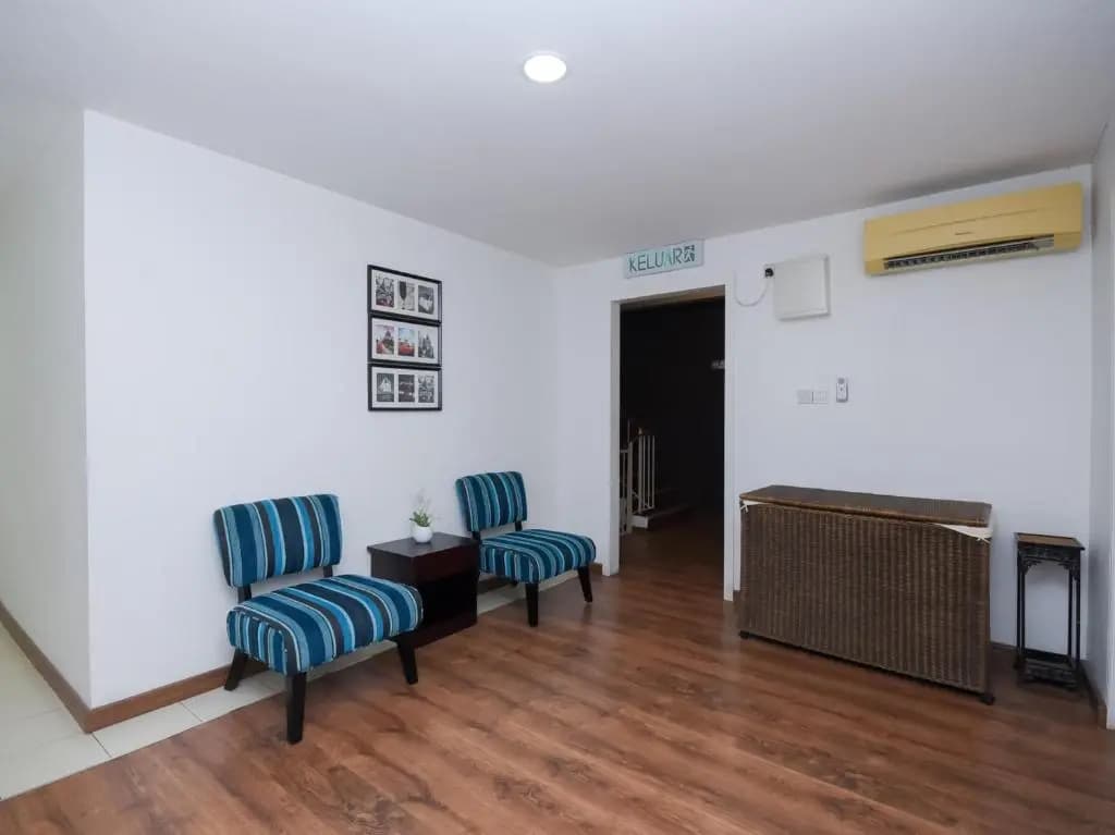 City Home Stay - photo 14