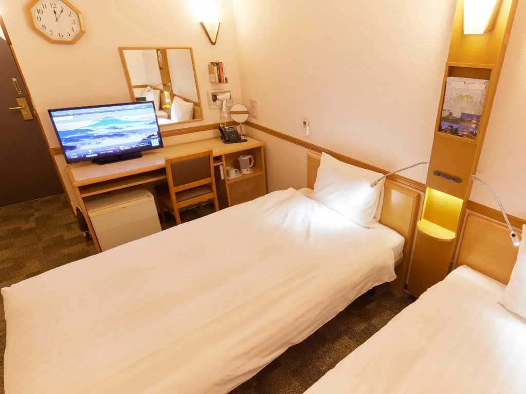 Toyoko Inn Tokyo Nihombashi Ningyocho - photo 14
