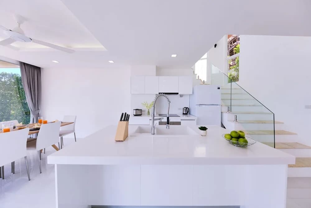 Modern styled 3 BR pool Orchid Villa - photo 2