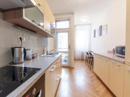 Modern Central Apartment Dlouhá - photo 11