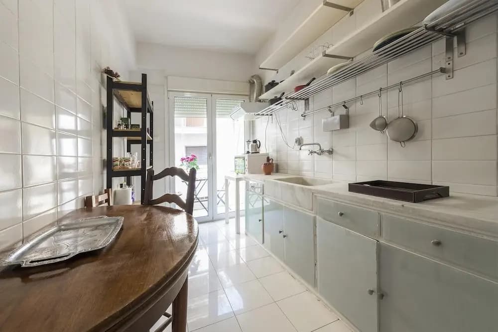 Cozy apartment in Exarcia district - photo 10