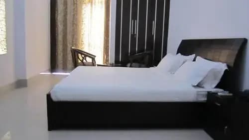 Khushi Inn Bed & Breakfast - photo 9