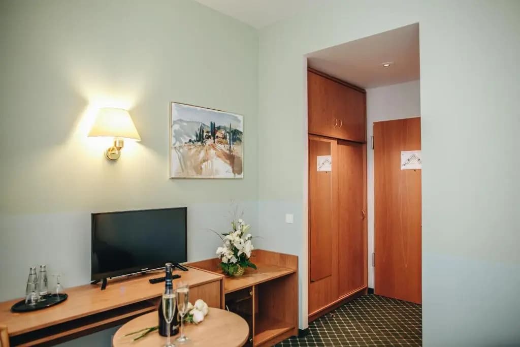 Hotel "Helle Mitte" Berlin - photo 3