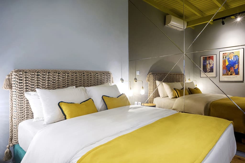 The Frogs Guesthouse - photo 2