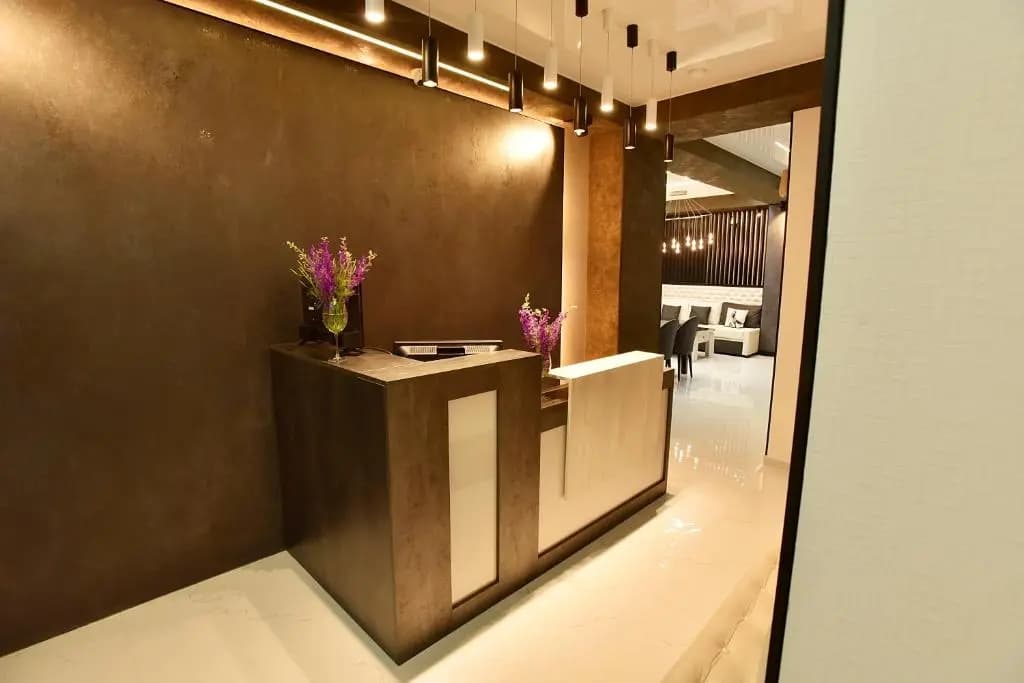 Hotel Vere Tower - photo 2