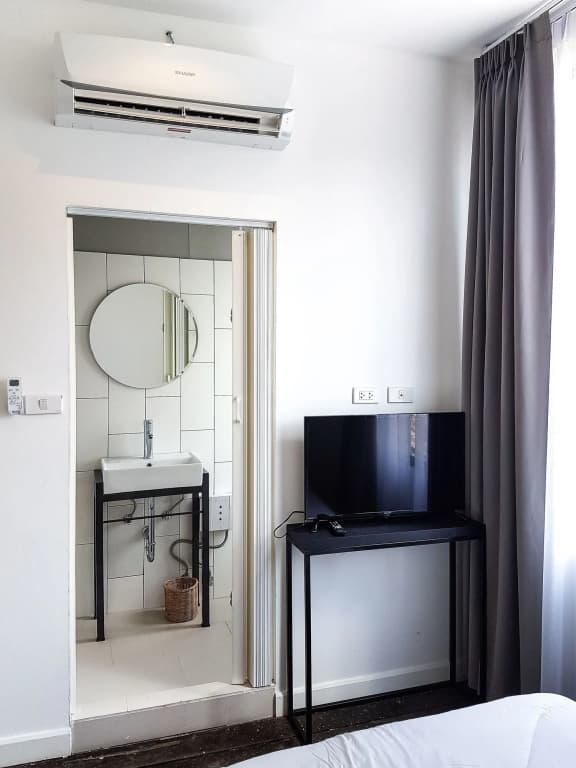 Oon Poshtel - photo 15