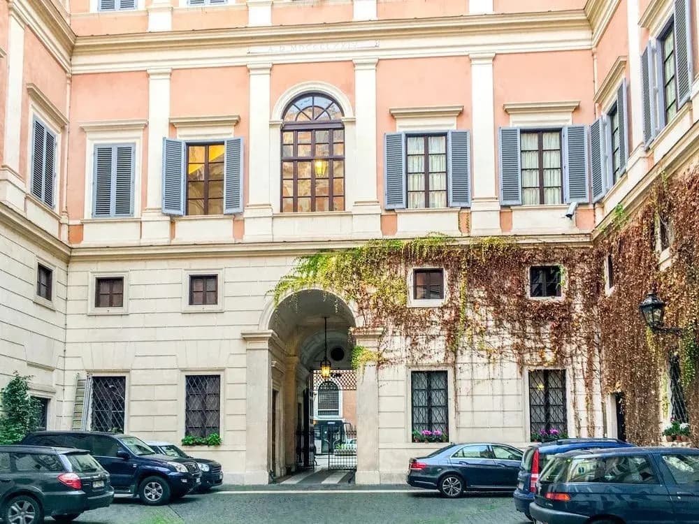 Prime 1Br/Ba Apt Next Colosseum - photo 1