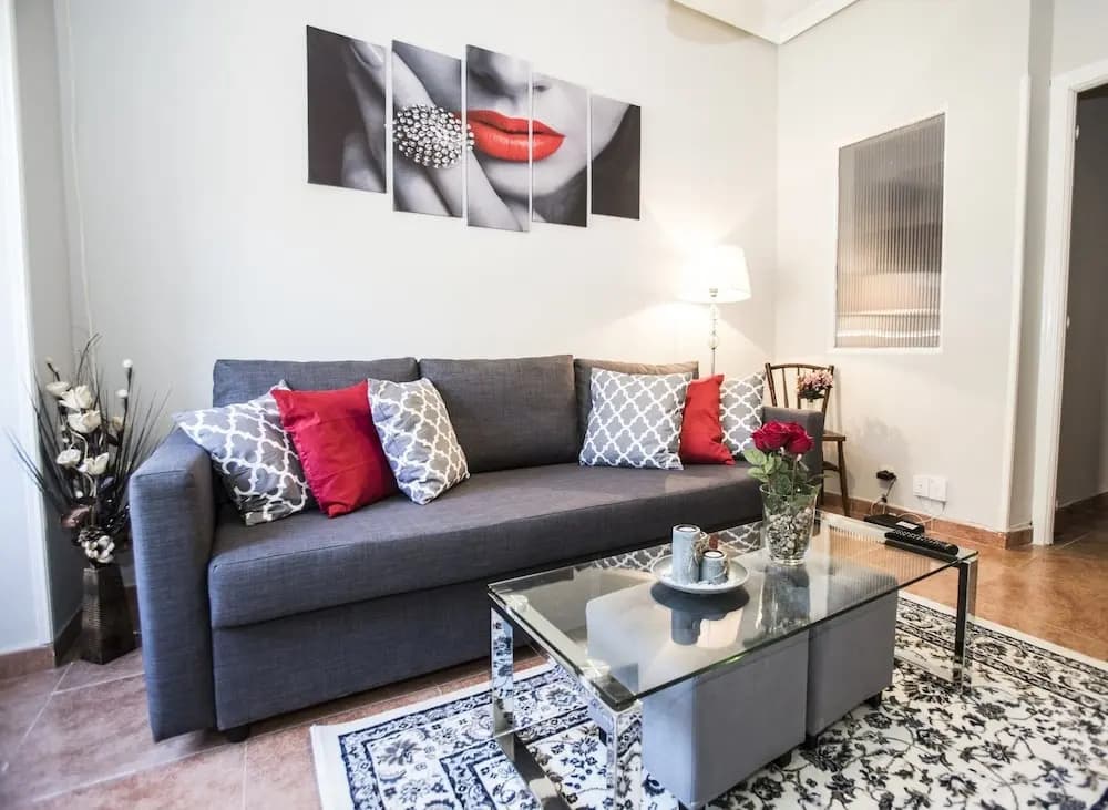 Apartamento  Catedral de la Almudena - photo 6