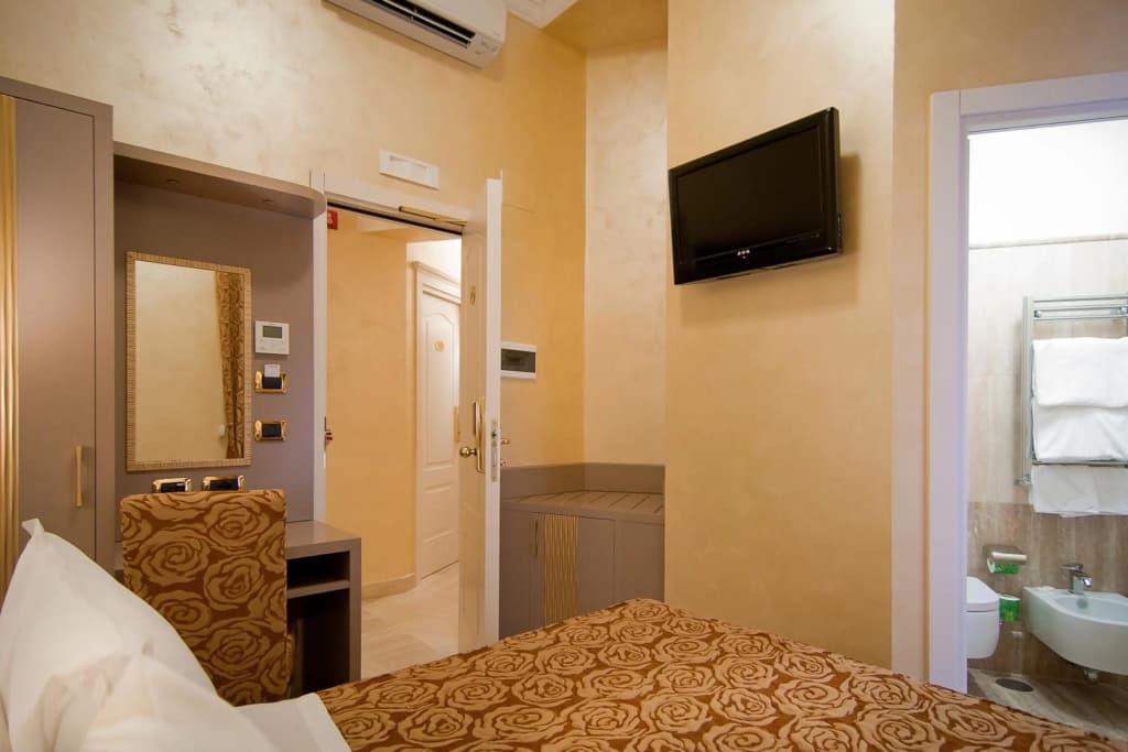 Fellini Hotel - photo 30