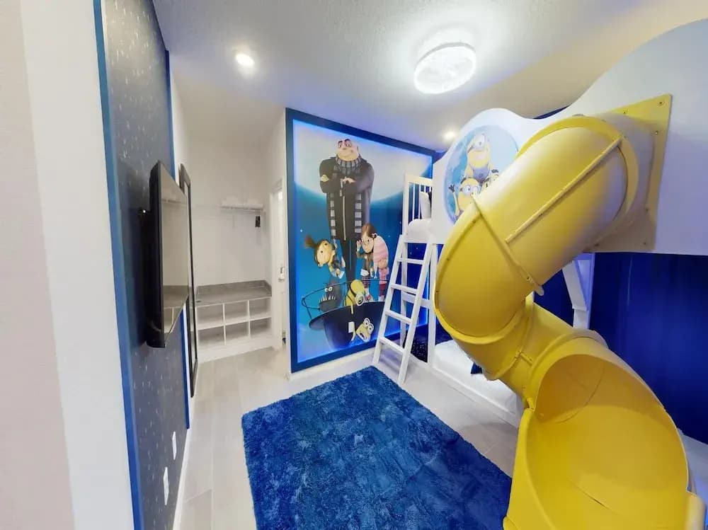 Bernie Pool Home 8 BED - photo 14