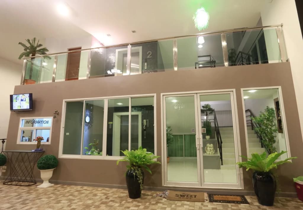 S50 Sukhumvit Hotel - photo 5