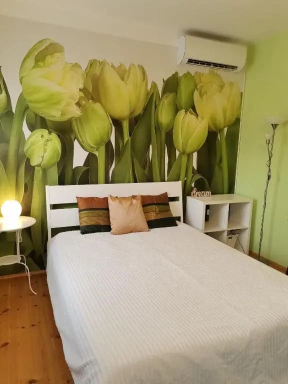 Bird Hill Apartment Budapest - photo 2