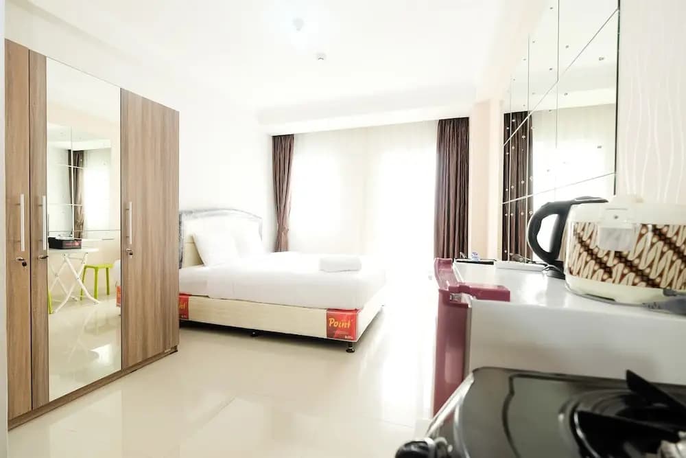 Studio Signature Park Grande Apartment Near MT Haryono dan Kuningan - photo 5