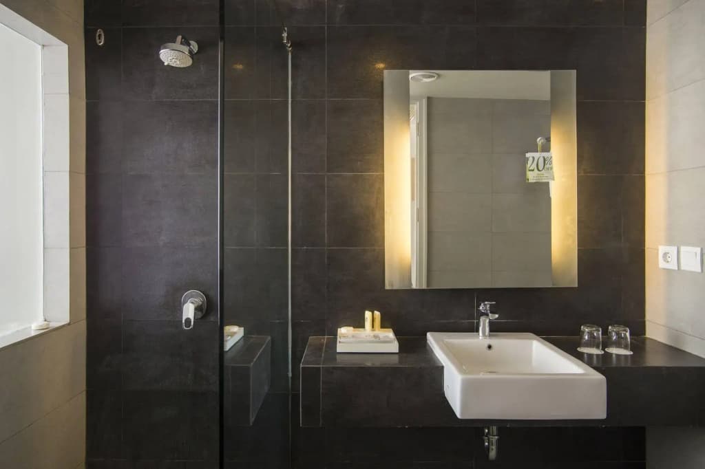 Sevn Legian Hotel - photo 9