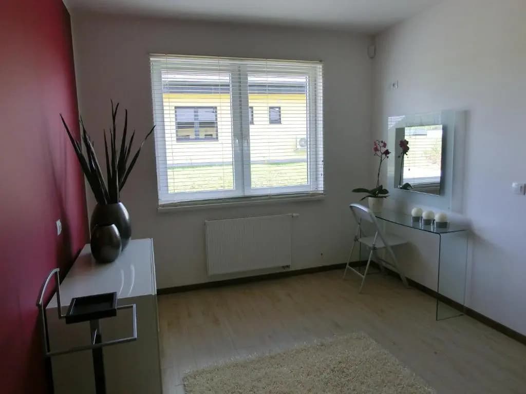 Black Bridge Hotel Apartment - photo 9