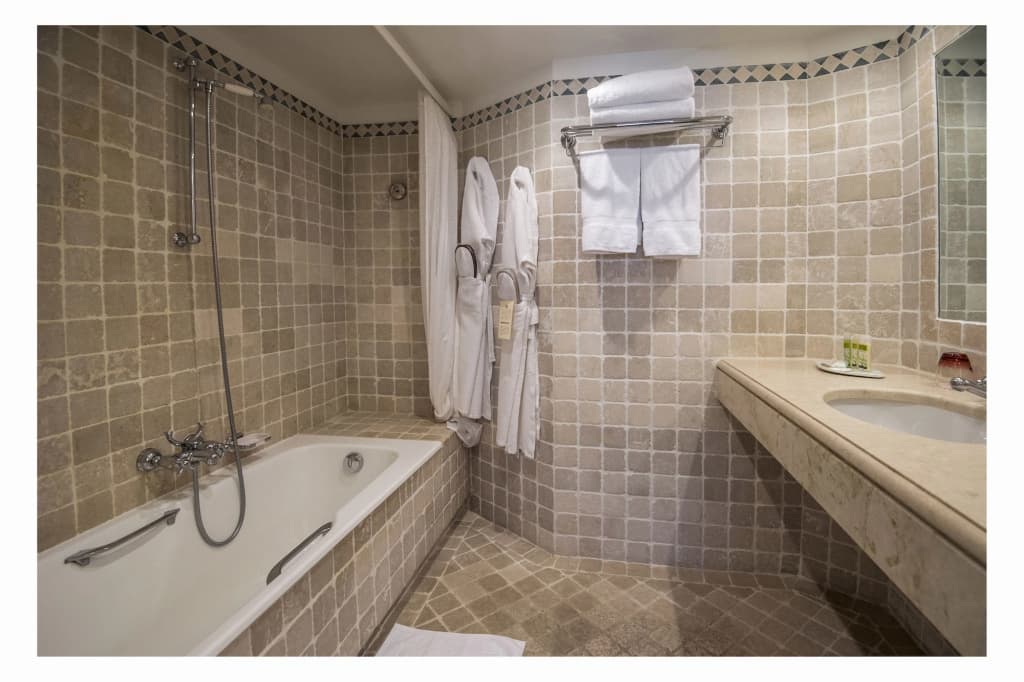 Hôtel La Pérouse Nice - photo 10