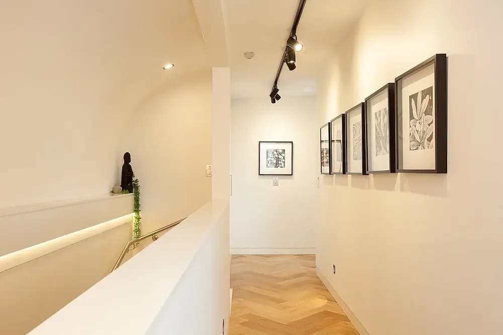 Perfect Located 2-bed With Spacious Balcony & BBQ - photo 11