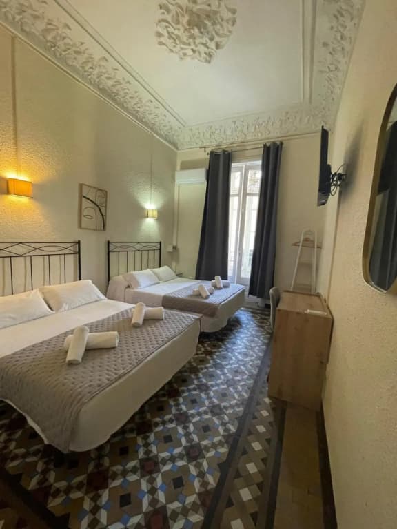Hostal Balmes Centro - photo 24