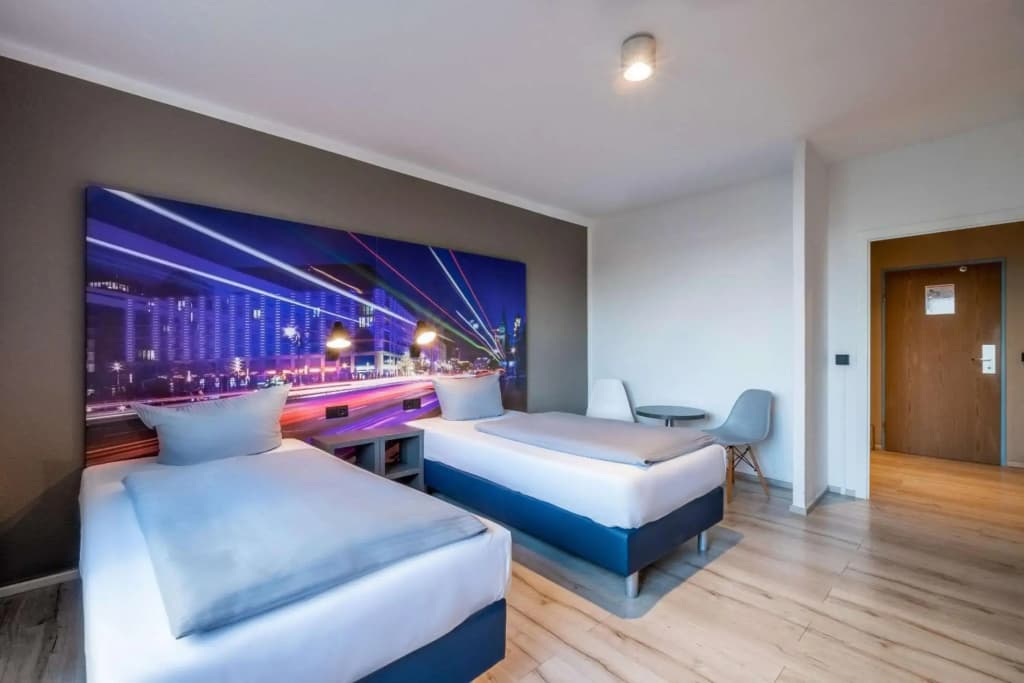 Hotel Berlin Lichtenberg - photo 6