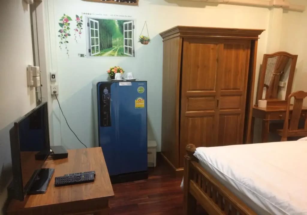 68 Guest House - main photo