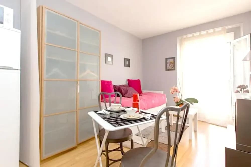 Studio in Madrid, With Wifi - photo 2