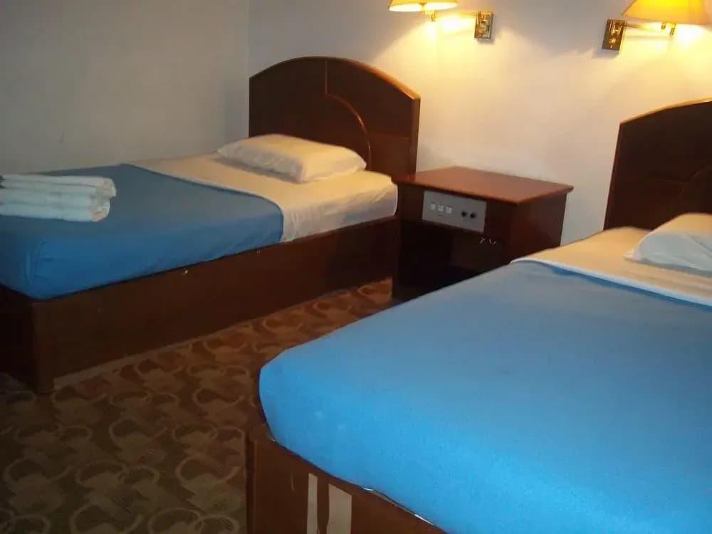 D'Valley Hotel - photo 3