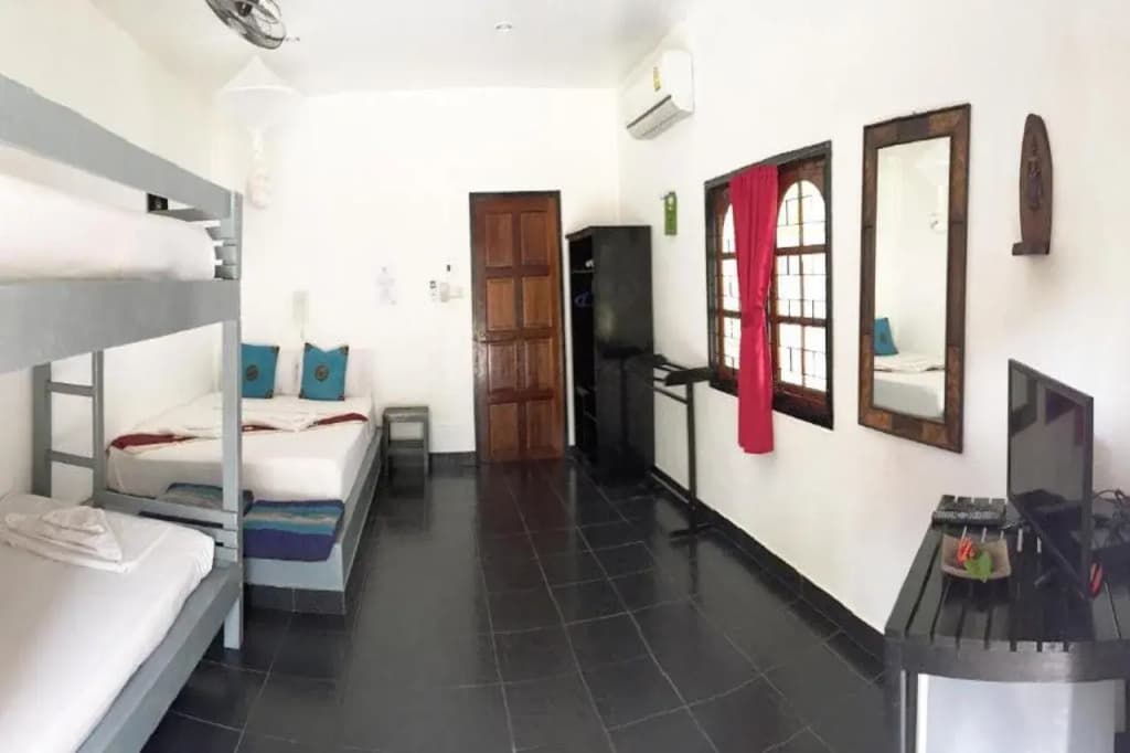Papillon Bungalows - photo 4