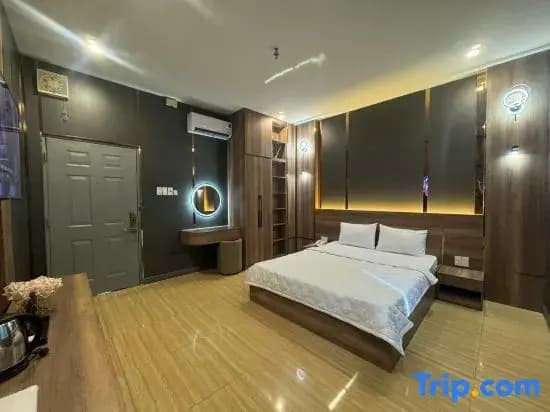 LUXURY Hotel Pham Van Dong - photo 3