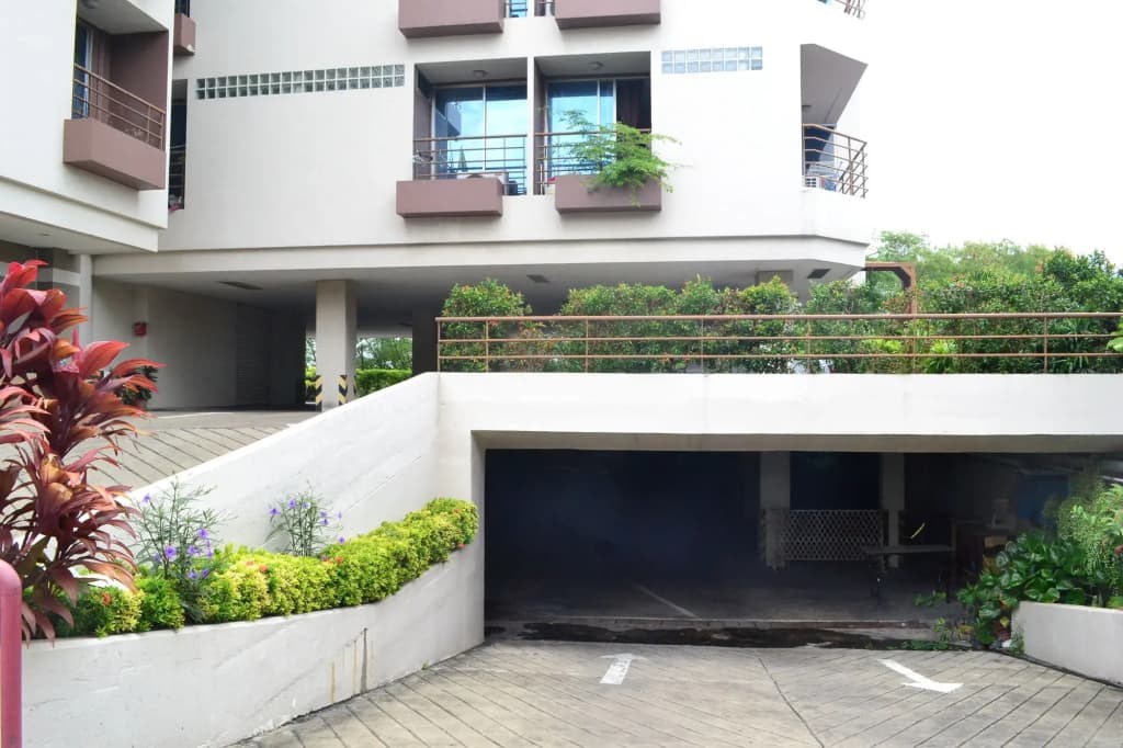 Sky Place Serviced Apartment - photo 23