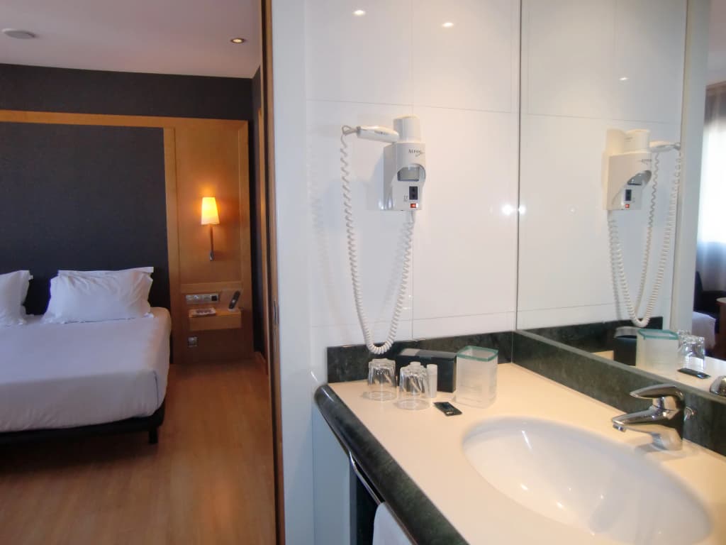 Hotel Barcelona Universal - photo 9
