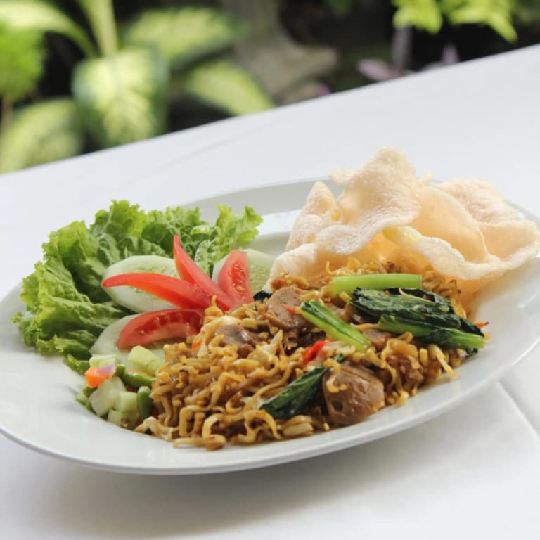Hotel Aruni Ancol - photo 30